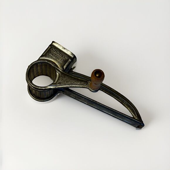 Vintage Mouli Grater With Wooden Handle Made In France - Picture 1 of 4